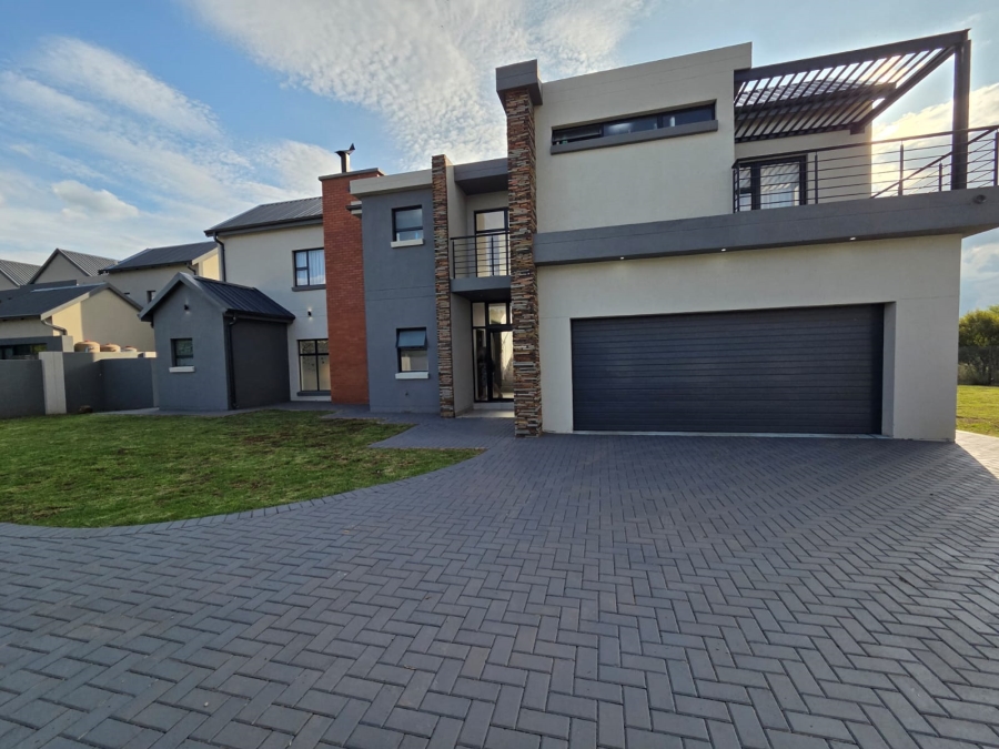 4 Bedroom Property for Sale in La Camargue Private Country Estate North West